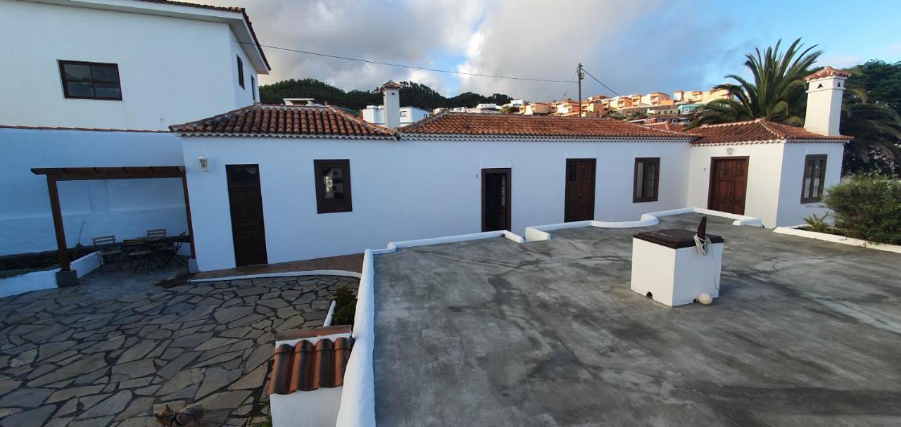 Casa Rural Los Dragos Фуенкальєнте-де-ла-Пальма Екстер'єр фото
